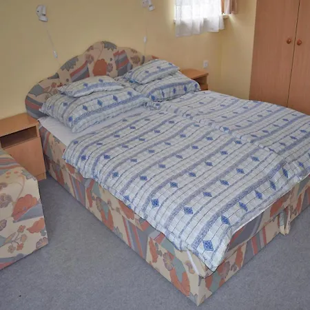 Two-bedroom In Apartmán